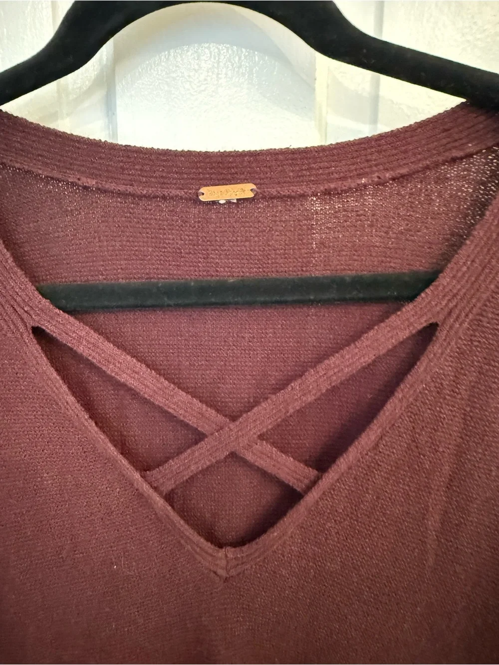 Free People Crisscross V-Neck Long Sleeve Tunic Sweater - Burgundy